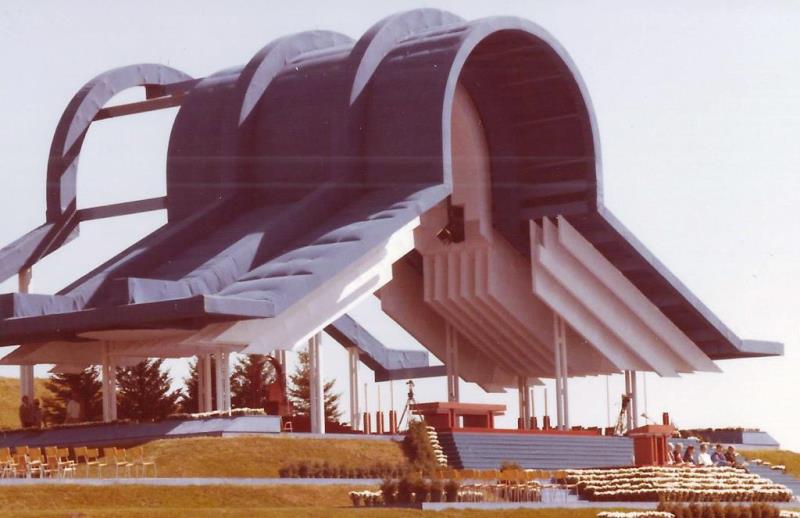 8425, Michael Boreskie Architect